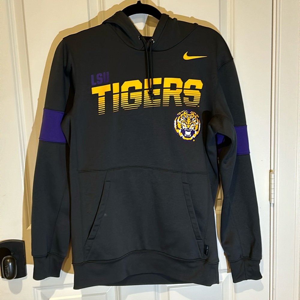 Men’s small Nike Hoody LSU tigers. Small discoloration on front (see pic)